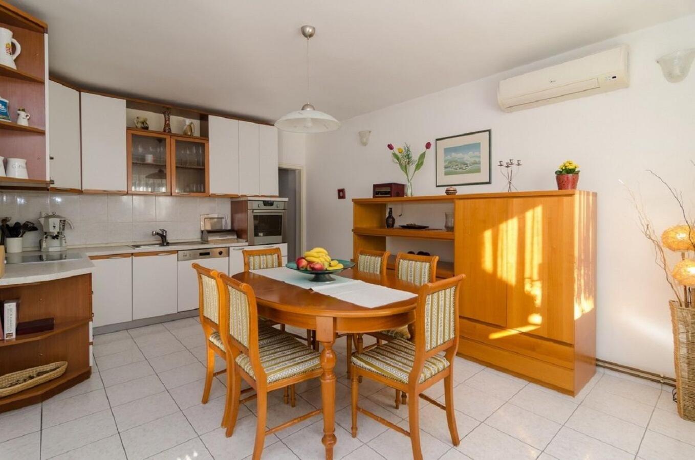 Holiday Home Old Town - Great Location نين المظهر الخارجي الصورة