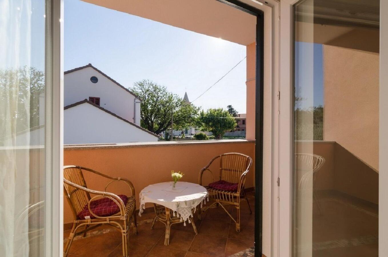 Holiday Home Old Town - Great Location نين المظهر الخارجي الصورة