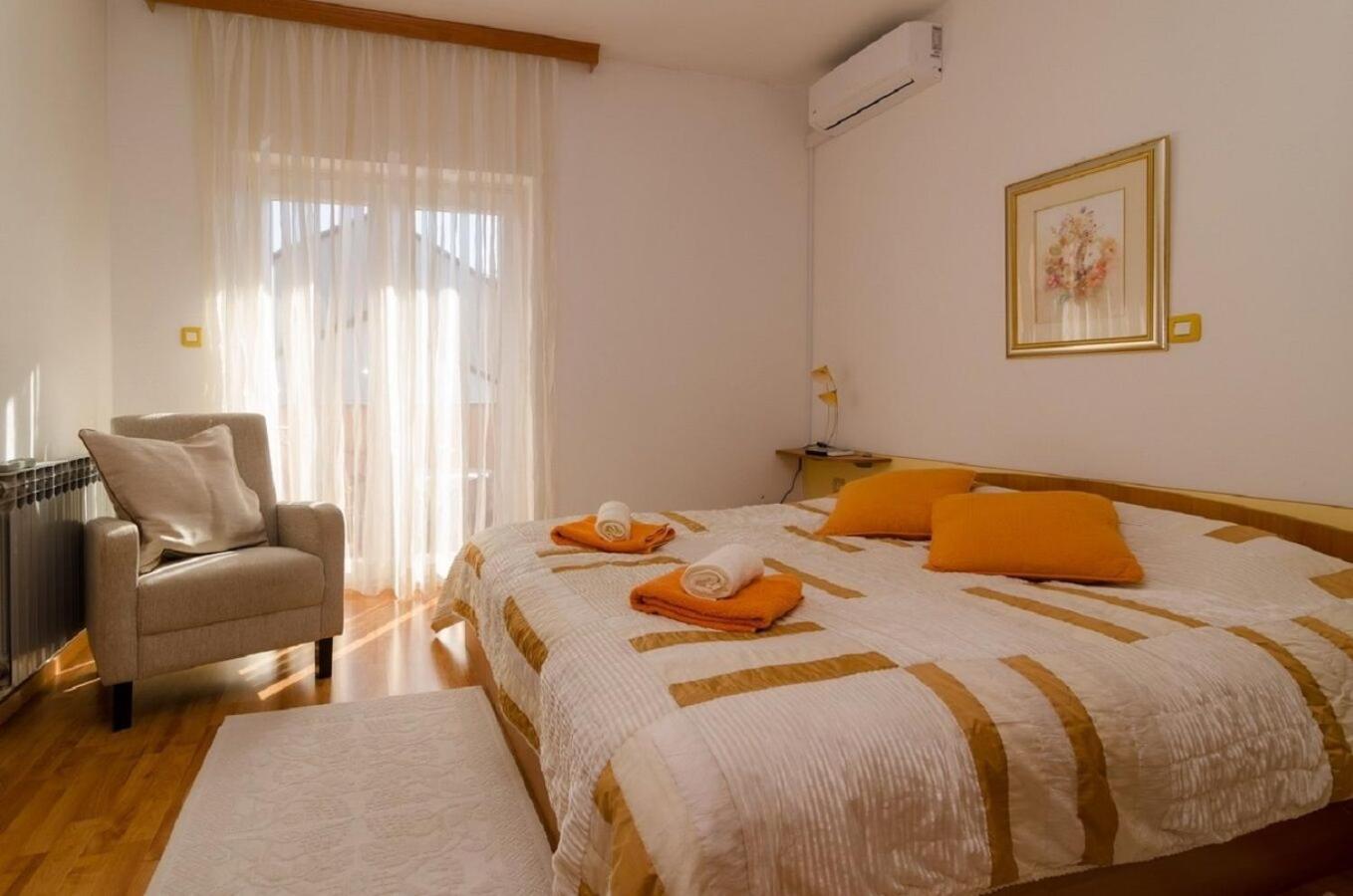 Holiday Home Old Town - Great Location نين المظهر الخارجي الصورة