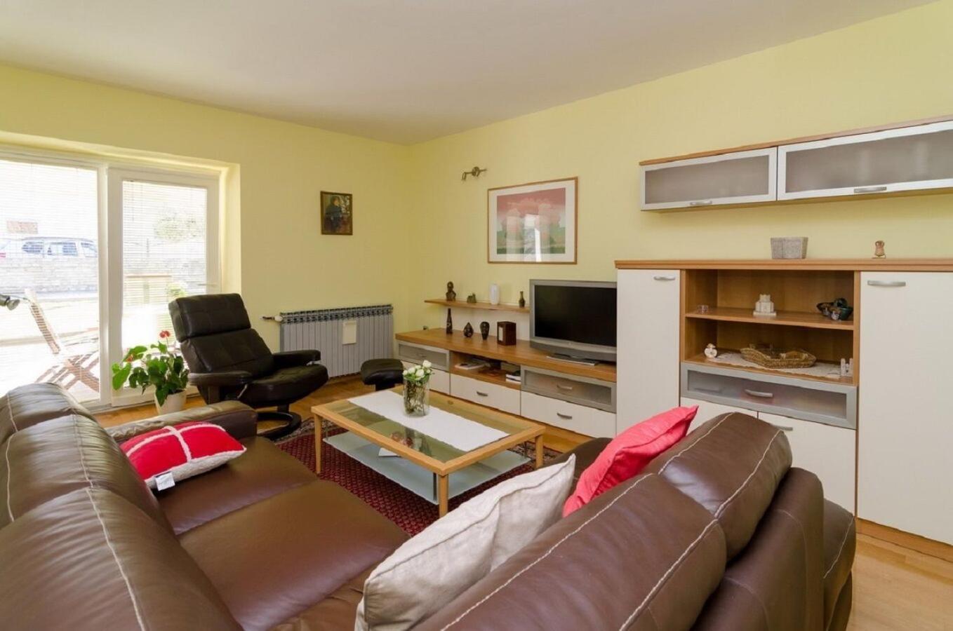 Holiday Home Old Town - Great Location نين المظهر الخارجي الصورة